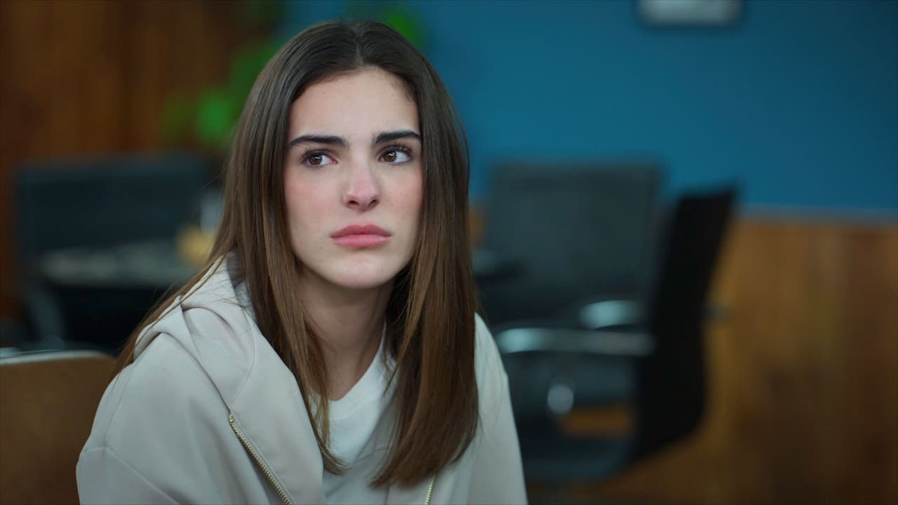 Hermanas, un amor compartido: Capítulo Completo 33 - Aura queda suspendida