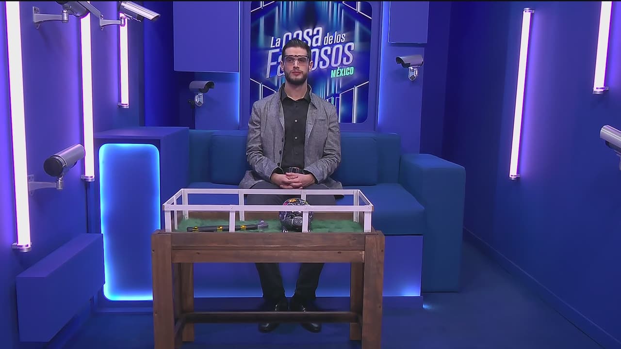Adrián Marcelo abrió su puerquito y esto le salió