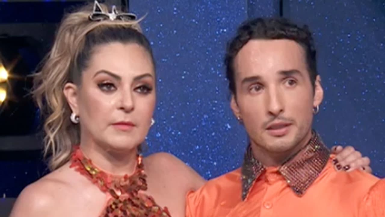 ¡TENSIÓN en el escenario! Mariana y Jorge enfrentan DESACUERDOS y su puntuación lo revela