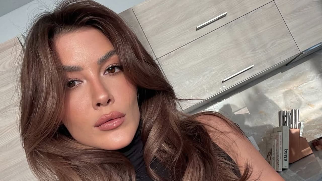 Michelle Salas muestra cómo hace chilaquiles y desata controversia en redes sociales: "su contenido es precioso, pero su receta no"