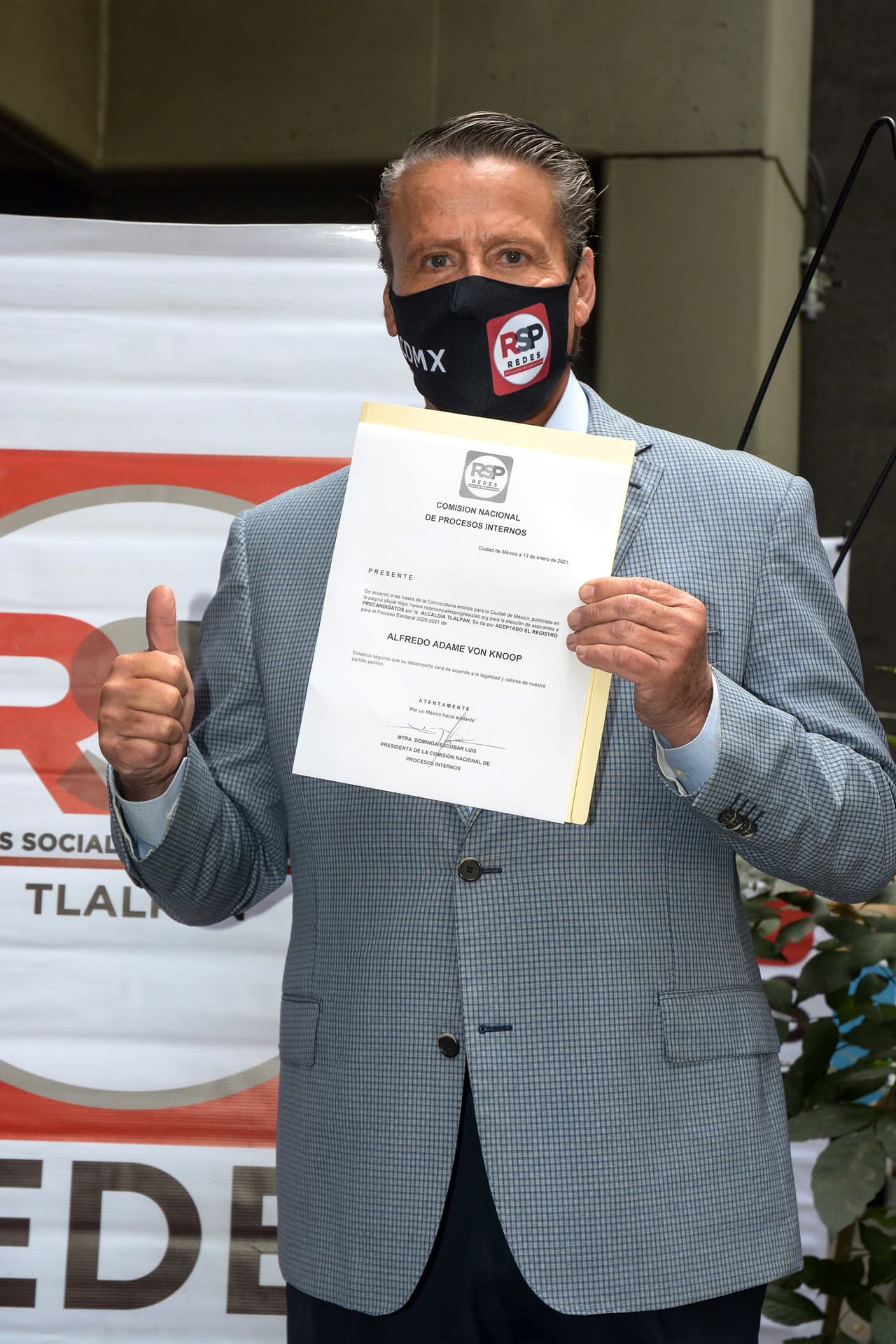 Luego de convertirse en uno de los personajes más polémicos del medio del espectáculo en los últimos años, el actor y conductor Alfredo Adame ha hecho pública su precandidatura con el partido Redes Sociales Progresistas, para ser electo el próximo diputado federal del Distrito 14 de la alcaldía Tlalpan, en la Ciudad de Me´xico.