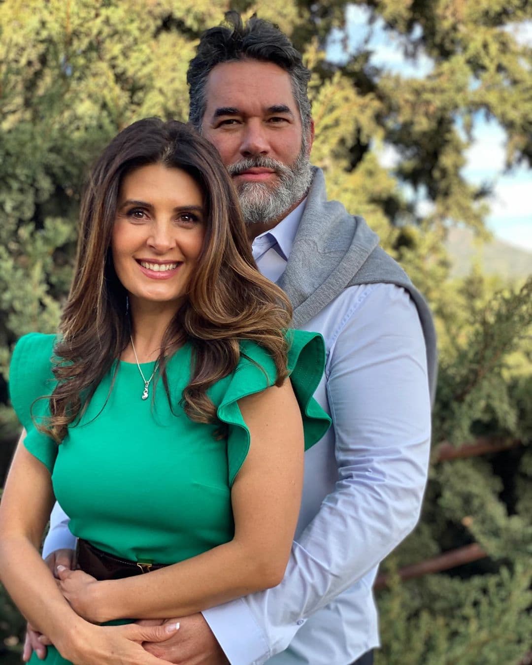 En febrero próximo cumple 13 años de feliz matrimonio junto a Mayrín Villanueva, hecho que ambos han destacado en diferentes entrevistas, destacando lo feliz que son y sobre todo lo plenos que están con la familia que formaron junto a sus cinco hijos.