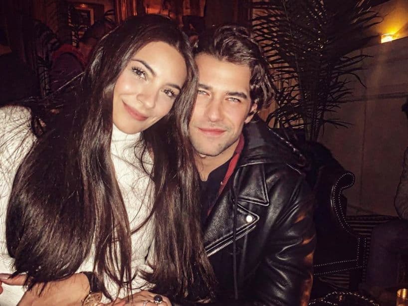 Ese mismo año se rumoró que salía con el modelo Alessandro Morelli después de que publicó una fotografía en Instagram en la que aparece muy sonriente y de la mano del italiano, pero no se supo nada más.