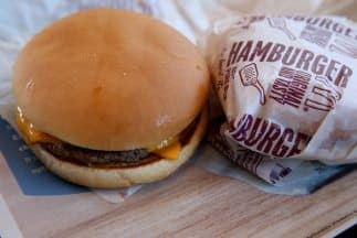 Las hamburguesas de McDonald's fueron las peores, según un sondeo de Consumer Reports.