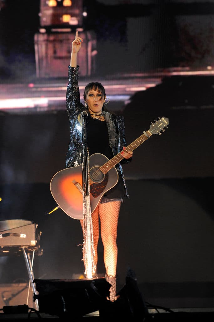 Aunque la cantante no volvió a hacer ninguna publicación referente a su embarazo, durante sus conciertos sí presumió varias veces su pancita, sobre todo, durante el espectáculos que ofrecieron el 14 de febrero en el Zócalo de la Ciudad de México.