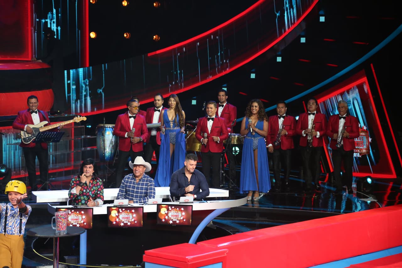 ¡Pequeños Gigantes al ritmo de La Sonora Dinamita!