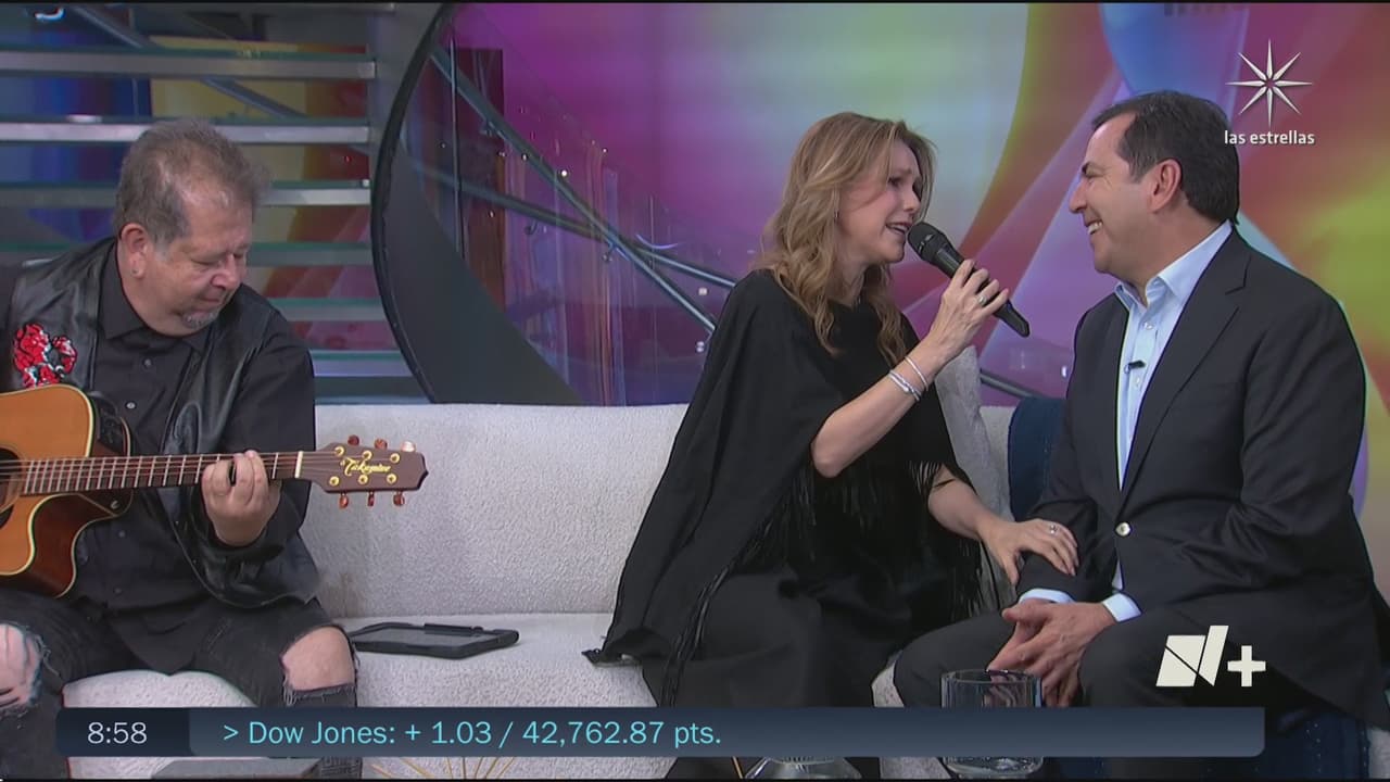 Lalo Salazar recibe ‘serenata’ de famosa cantante tras ruptura con Laura Flores y le envía mensaje: “Lalito te amo”