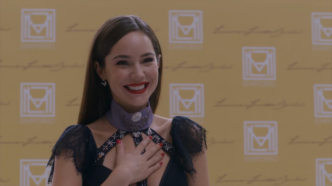 En su país, esta bella mujer conquistó la industria de la moda al acaparar todos los espectaculares de México y ser la imagen de la marca de Lucas.