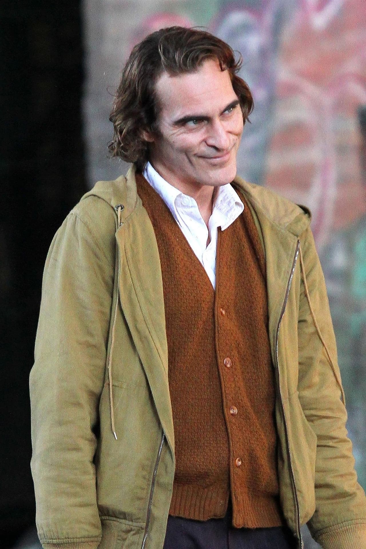 Photo © 2018 Backgrid/The Grosby Group Spain: Lagencia Grosby New York, September 16, 2018. Joaquin Phoenix looks very thin and gaunt while playing the title role for his upcoming 'Joker' movie filming in Manhattan's Harlem Neighborhood. The film takes place in a gritty 1980s New York.