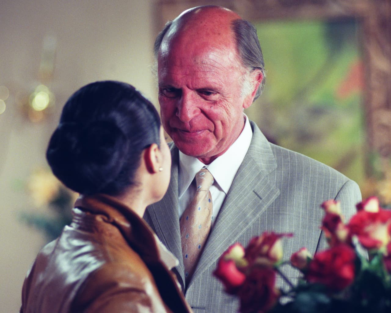 Juan Peláez fue un actor muy versátil que destacó por su capacidad de interpretar a nobles hombres o a temidos villanos. En este melodrama dio vida a 'Don Carmelo Quintero'. 10 años después, el histrión falleció el 23 de noviembre de 2013, vícticima de cáncer.
