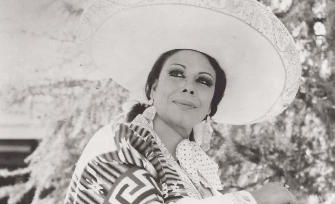 Muere Amalia Macías, ícono de la música y el cine mexicano, a los 91 años