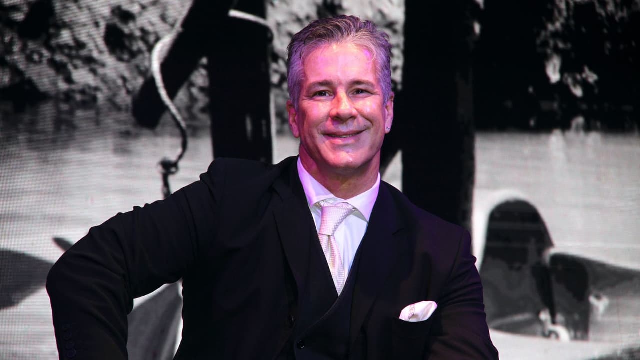 Fernando Carrillo.