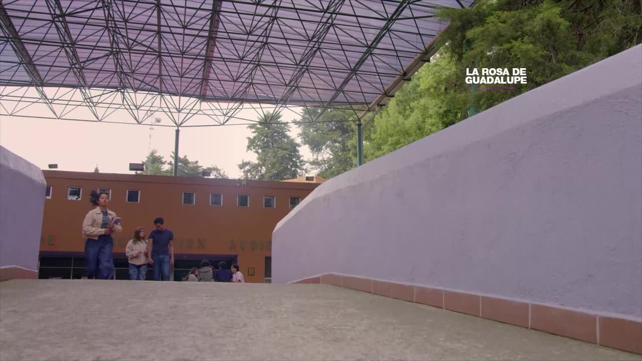 Brenda defiende a su mamá de los constantes abusos de su padre
