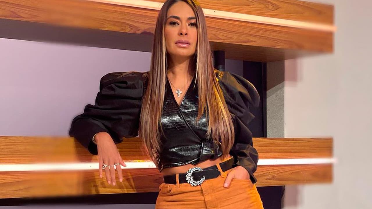 Galilea Montijo es sorprendida por majestuoso arreglo de flores
