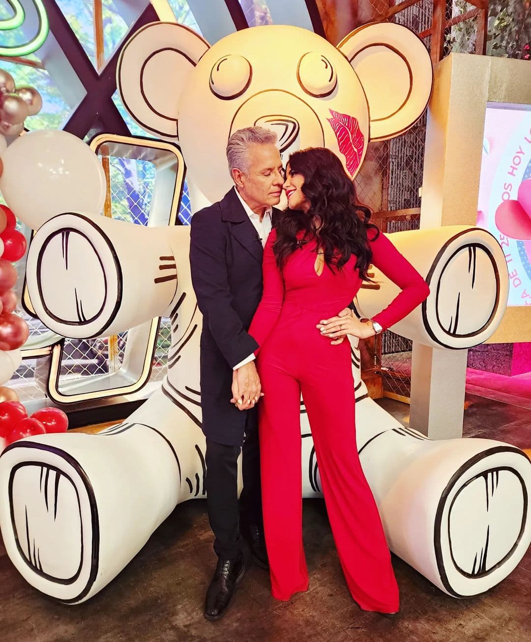 ¿Cinthia Aparicio ya tiene vestido para su boda con Alexis Ayala?