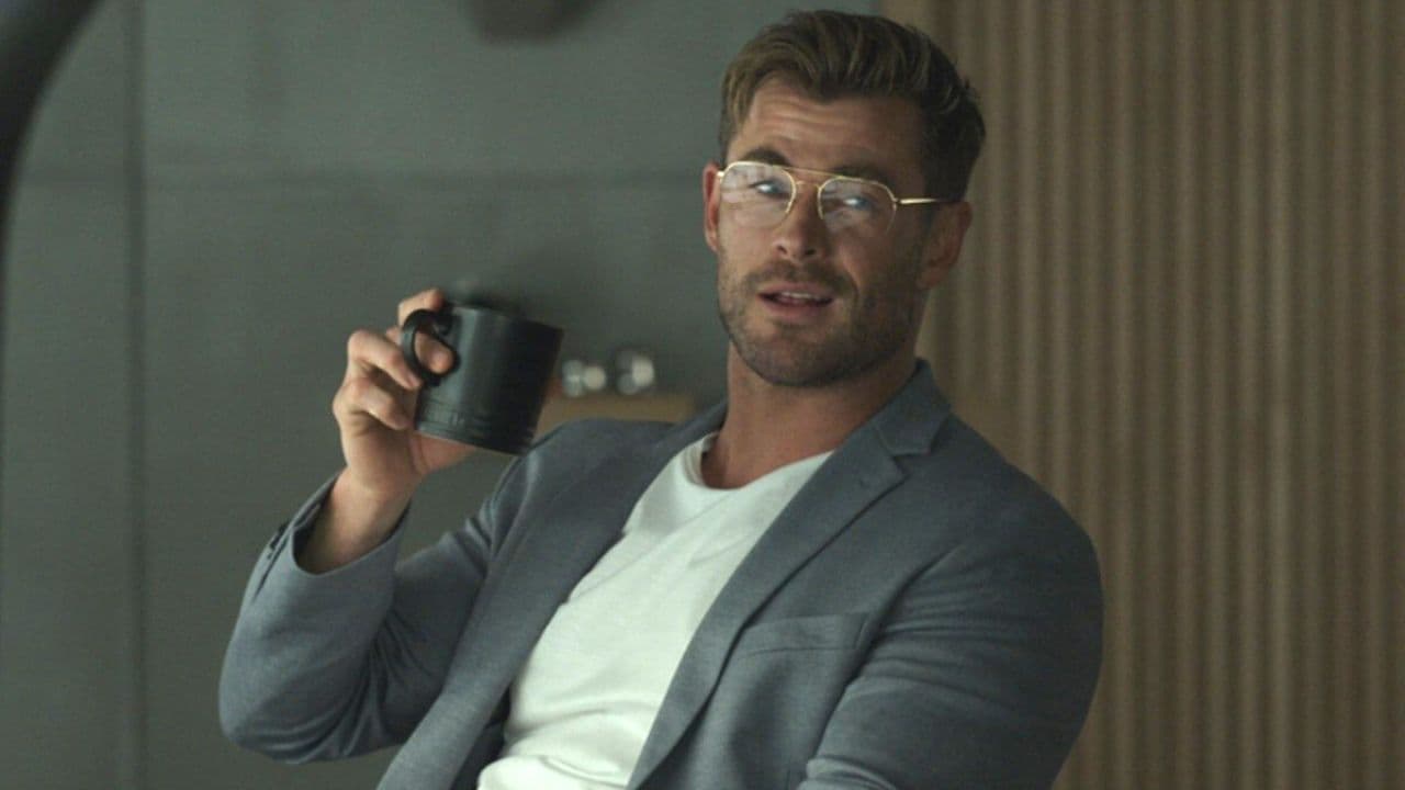 Spiderhead, el thriller de Chris Hemsworth sobre un peligroso experimento