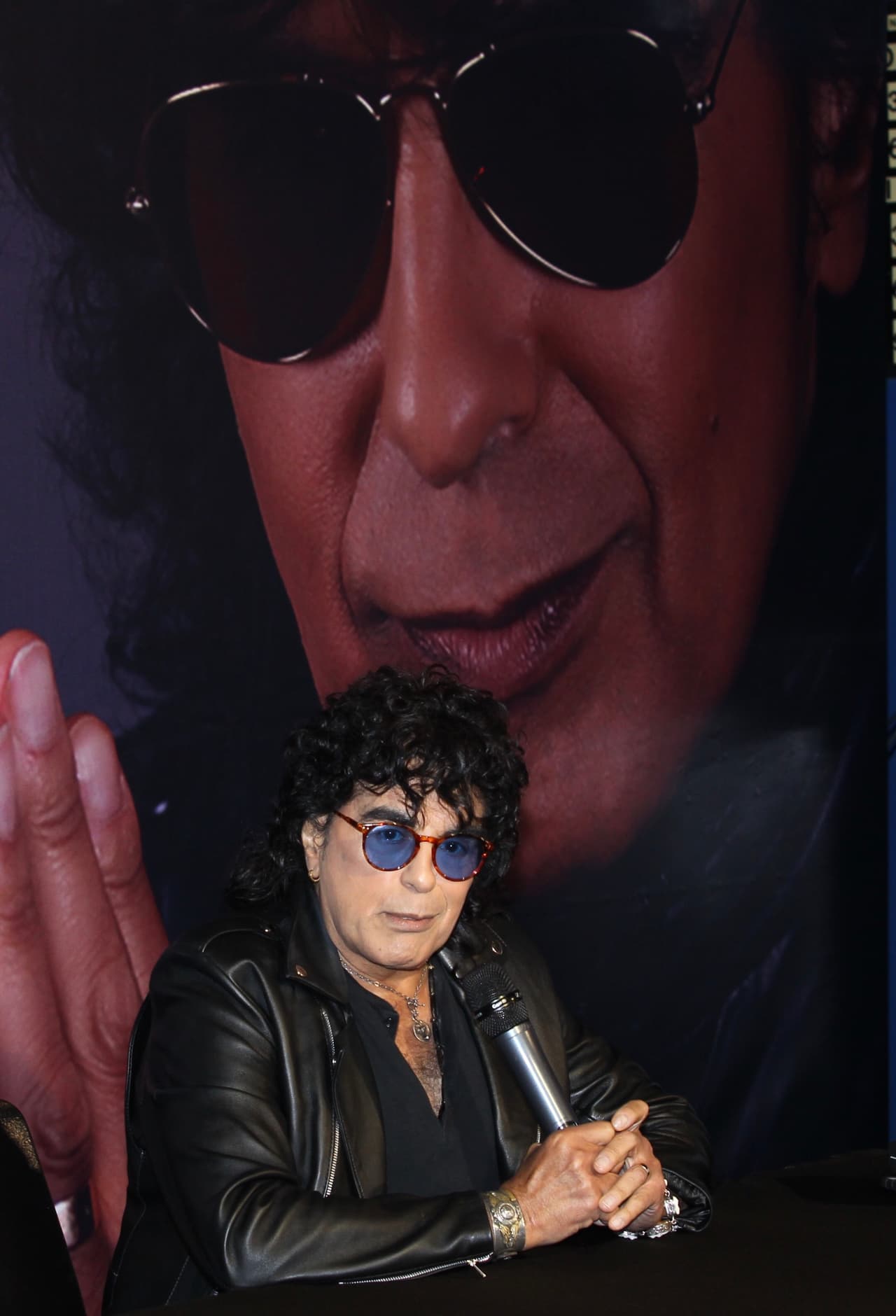 Laureano anunció que el 14 de julio se presentará en concierto en el teatro del parque Interlomas, como parte de su tour ‘Volveré’.
