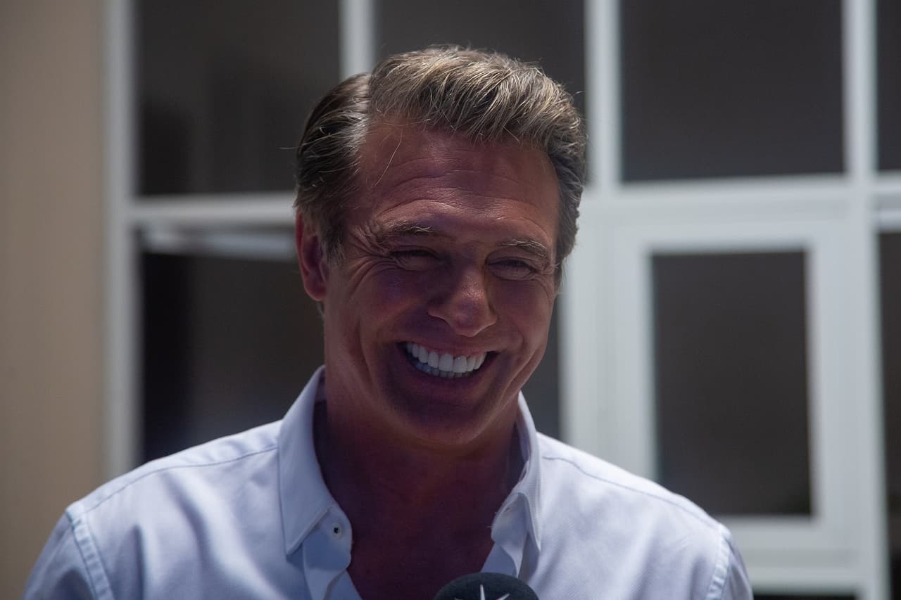 Juan Soler revela cómo trabaja el acento de su personaje en 'La Mexicana y El Güero'
