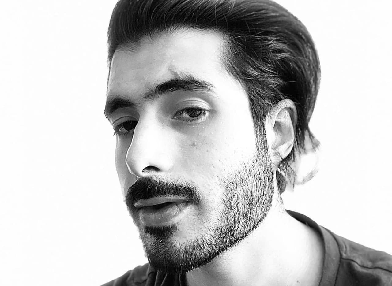 José Ángel Bichir reaparece en redes sociales a cuatro meses de haber caído desde un tercer piso; así luce el actor