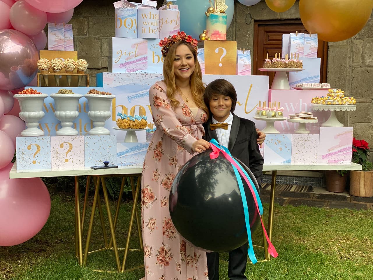 Sobrino de Sherlyn conmueve con canción para su primo André: “Ya te quiero conocer”