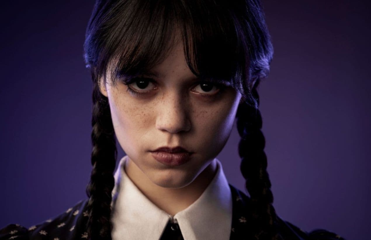 Jenna Ortega compartió una nueva imagen del look de Merlina