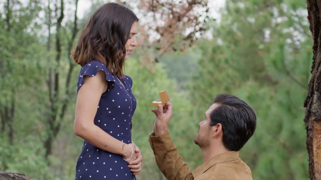 Juana y Gabriel se comprometen en matrimonio