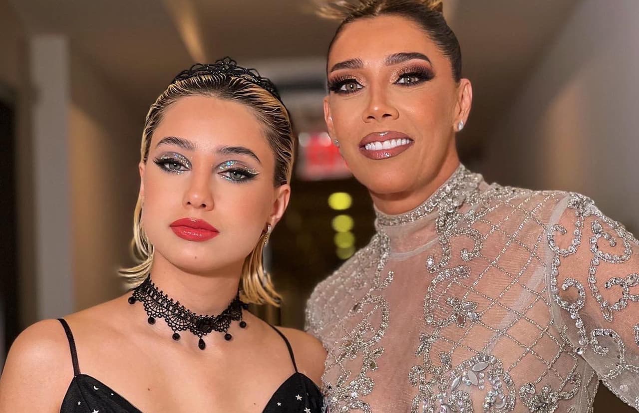 Cynthia Klitbo y su hija Elisa.