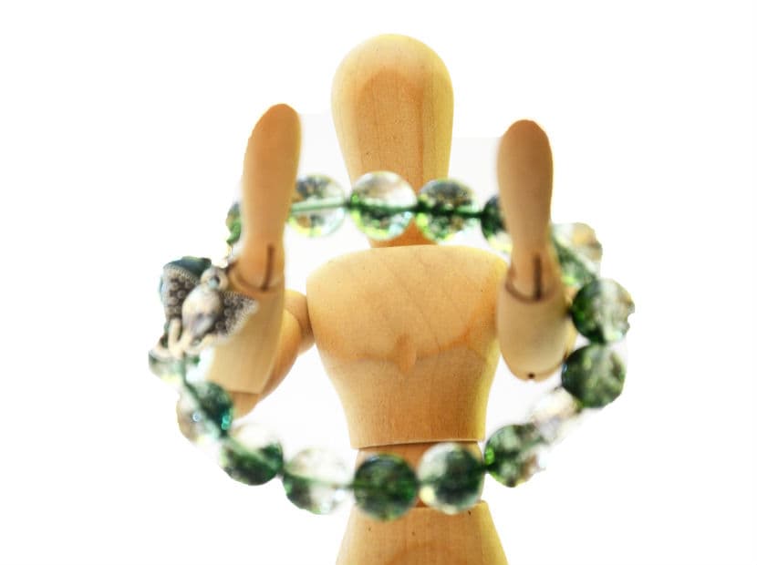 Mamá Tauro. Un collar con cristales, malaquita, esmeraldas, jade o de cuarzo verde será ideal.