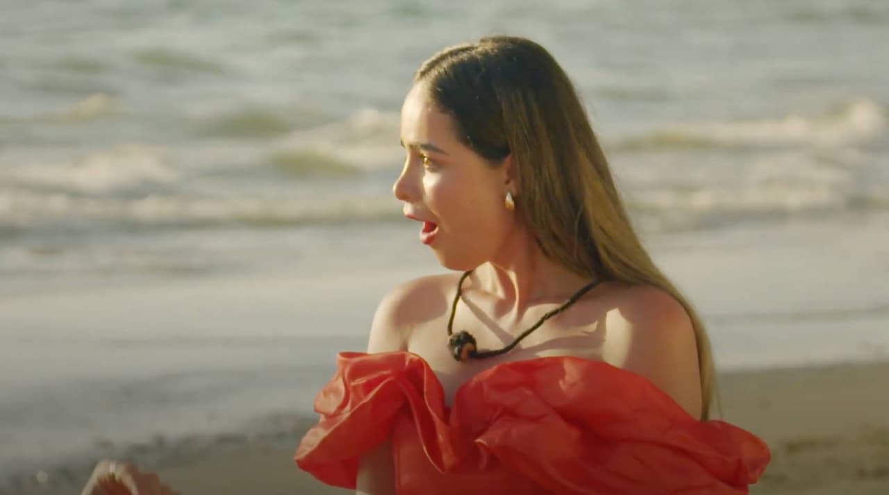 Nicola llama ‘lengua larga’ a Carolina y prefiere a Malú en el primer capítulo de ‘Soltero cotizado’