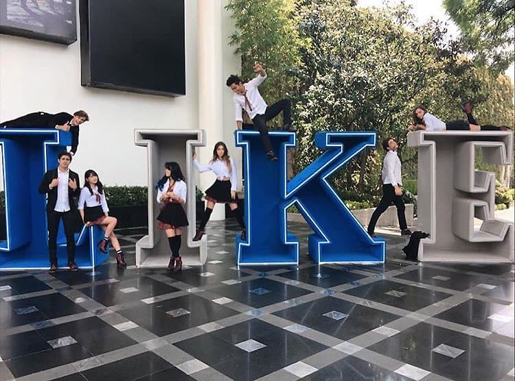 'Like, la leyenda' ya transmite por Las Estrellas