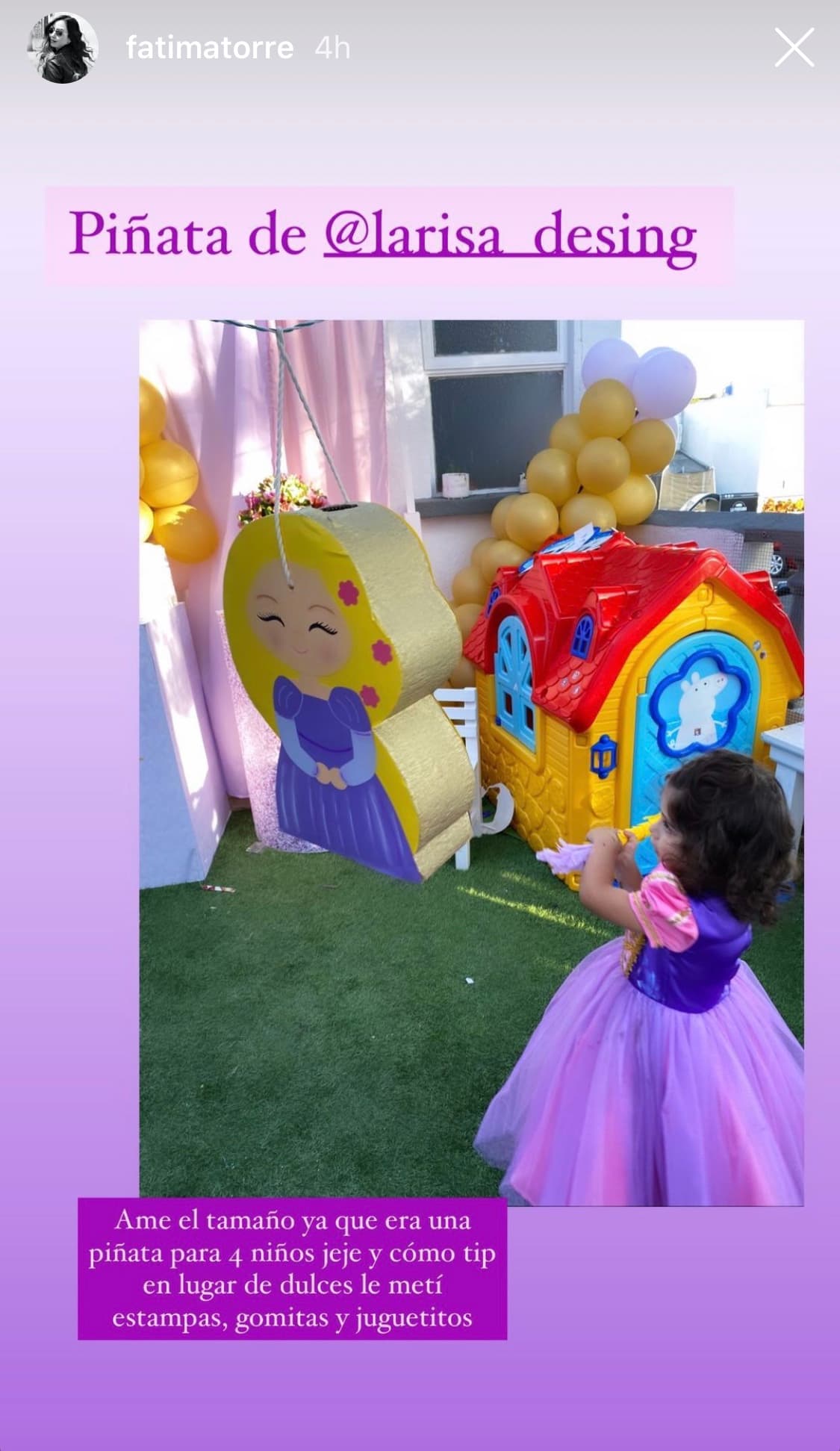 Incluso, la piñata de la fiesta fue de la princesa, pero en una versión infantil de la misma.