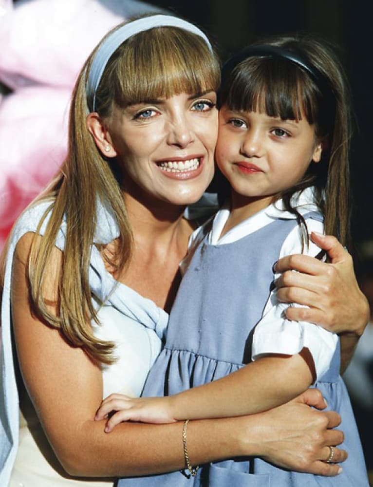 La joven, de hoy 28 años, reapareció en un en vivo del canal de YouTube de Tlnovelas, donde destapó que aunque sí ha trabajado en algunos programas, se ausentó de las telenovelas desde 2002, cuando participó ‘¡Vivan los niños!’ por su aspecto físico.