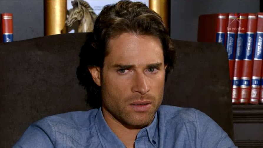 Capítulo 41: Montserrat le pide el divorcio a Alejandro