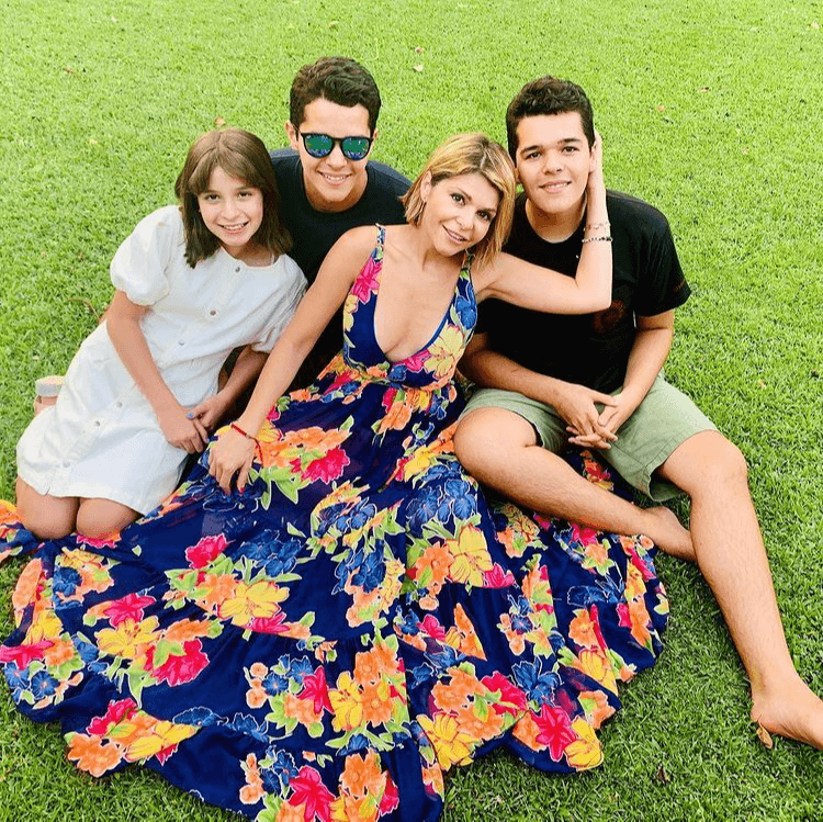 Itatí Cantoral es mamá los gemelos José Eduardo y Roberto Miguel, así como de María Itatí