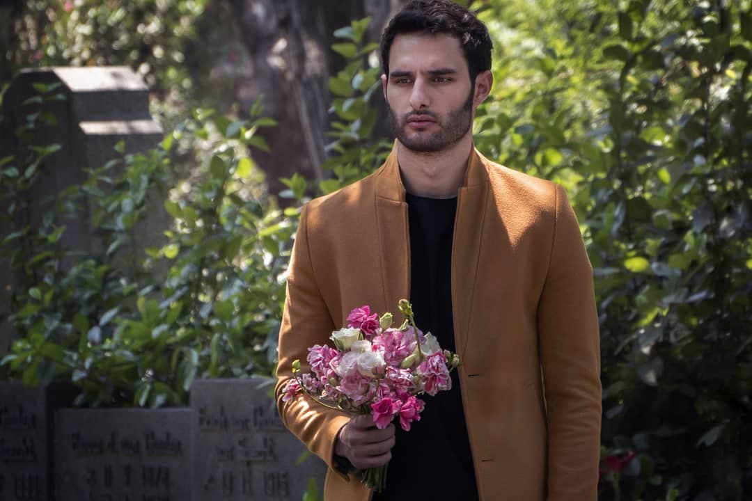 Otro rostro nuevo es Eduardo Rosas, quien también se incorpora a la historia.