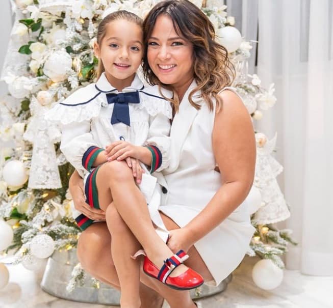 Adamari López celebra los XV años de su sobrina con gran fiesta: del vestido de princesa al pastel