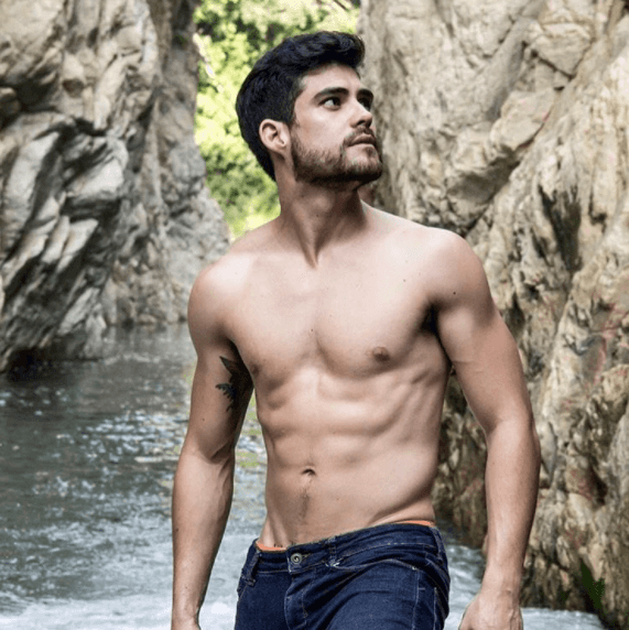<b> ¿Lugar preferido para vacacionar? </b>“La playa”