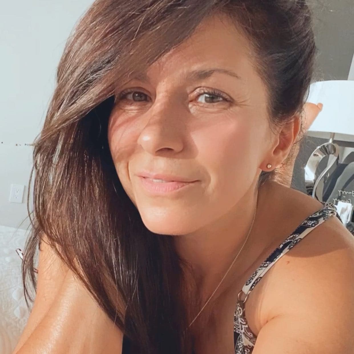 Alessandra Rosaldo, en llanto, hace duro reclamo tras rumores de divorcio