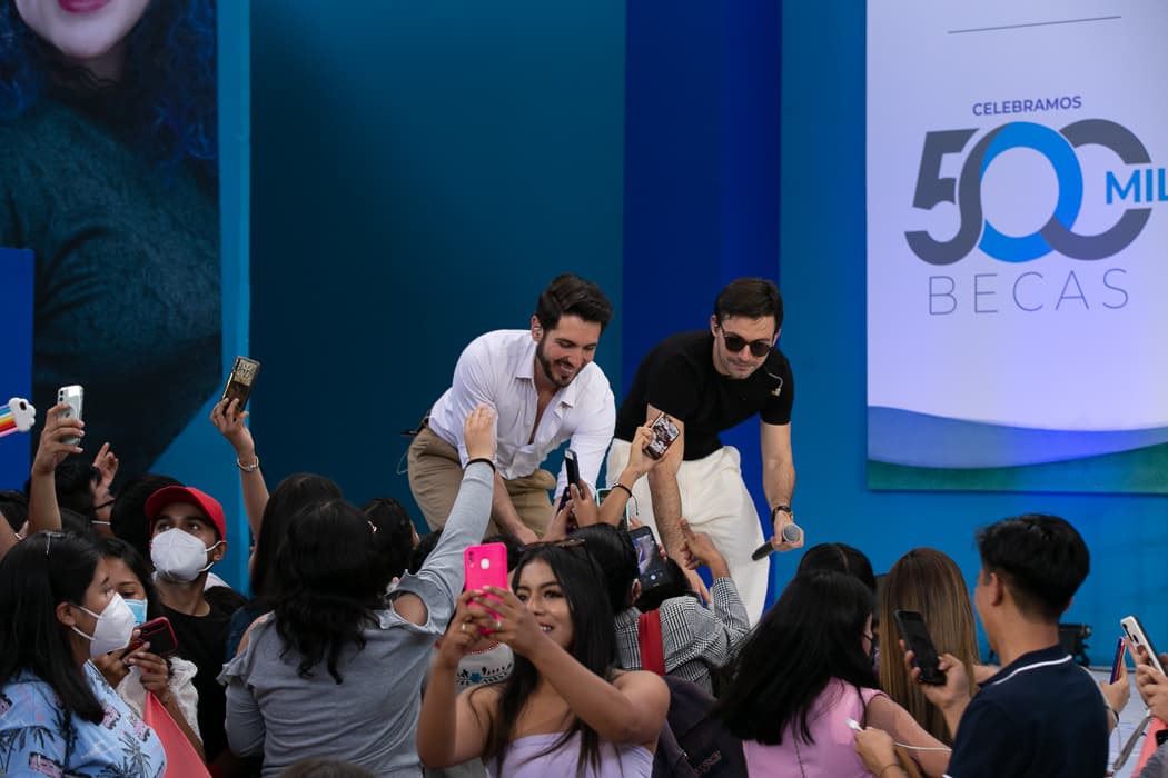 Lagos también participó en el evento de Bécalos