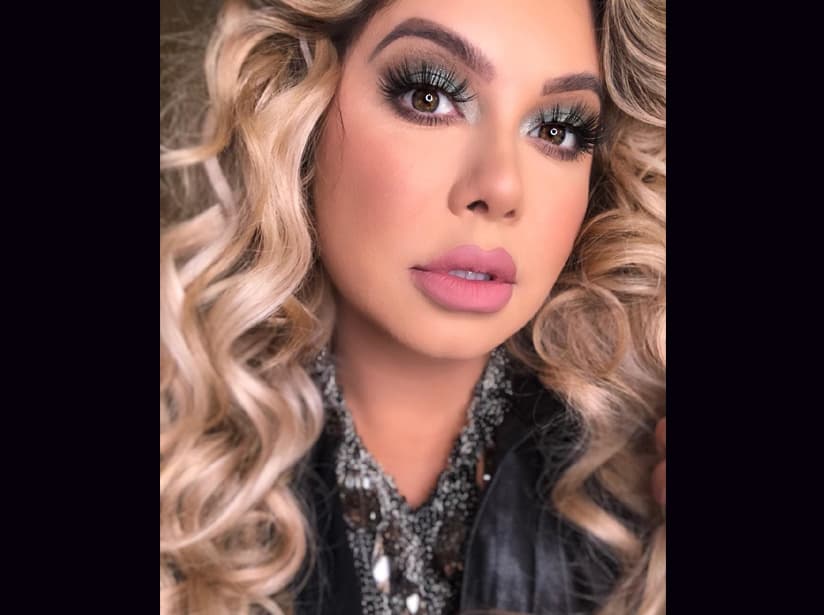 Chiquis Rivera muestra su look