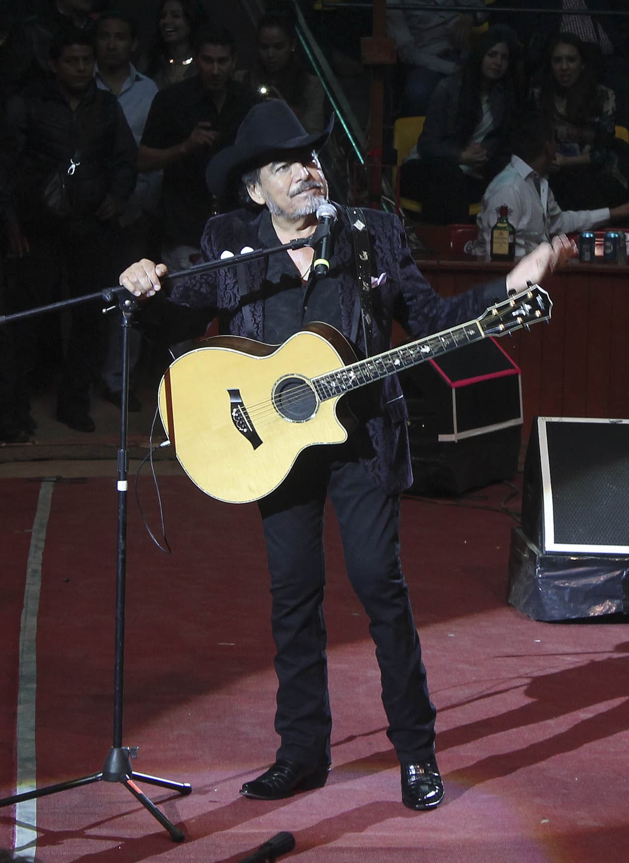 Hijos de Joan Sebastian lo recuerdan a tres años de su muerte