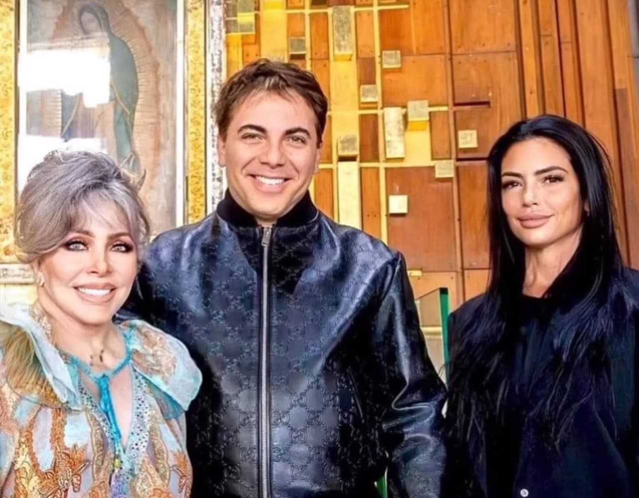 Verónica y Christian Castro, Mariela Sánchez.