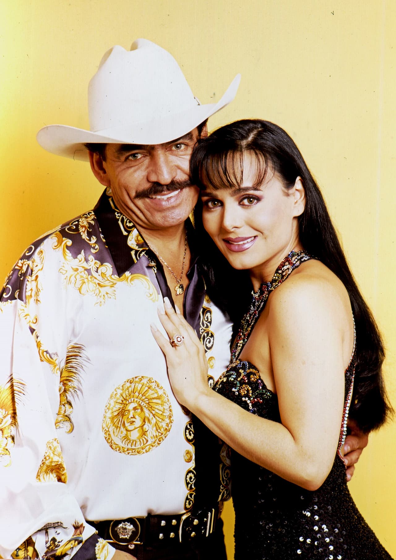 Maribel Guardia recuerda a Joan Sebastian con emotivo video en el que aparece su hijo Julián