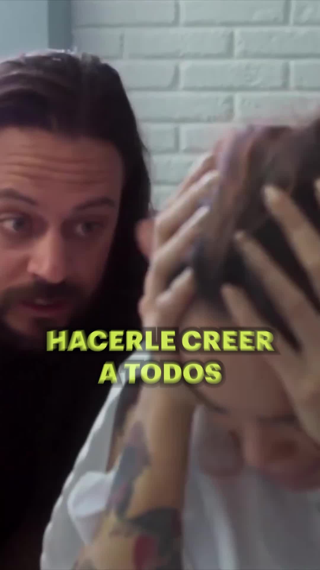 Úrsula decide sacara a César de sus alusinaciones