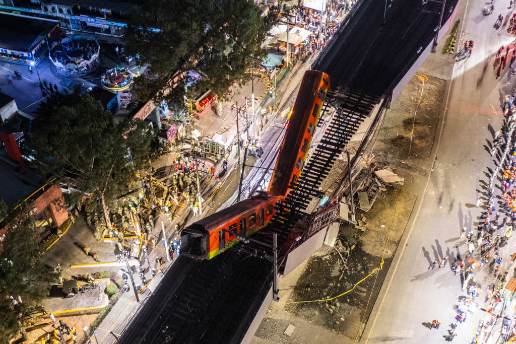 El Metro de la CDMX de la Línea 12 colapsó en entre las estaciones Olivos y Tezonco