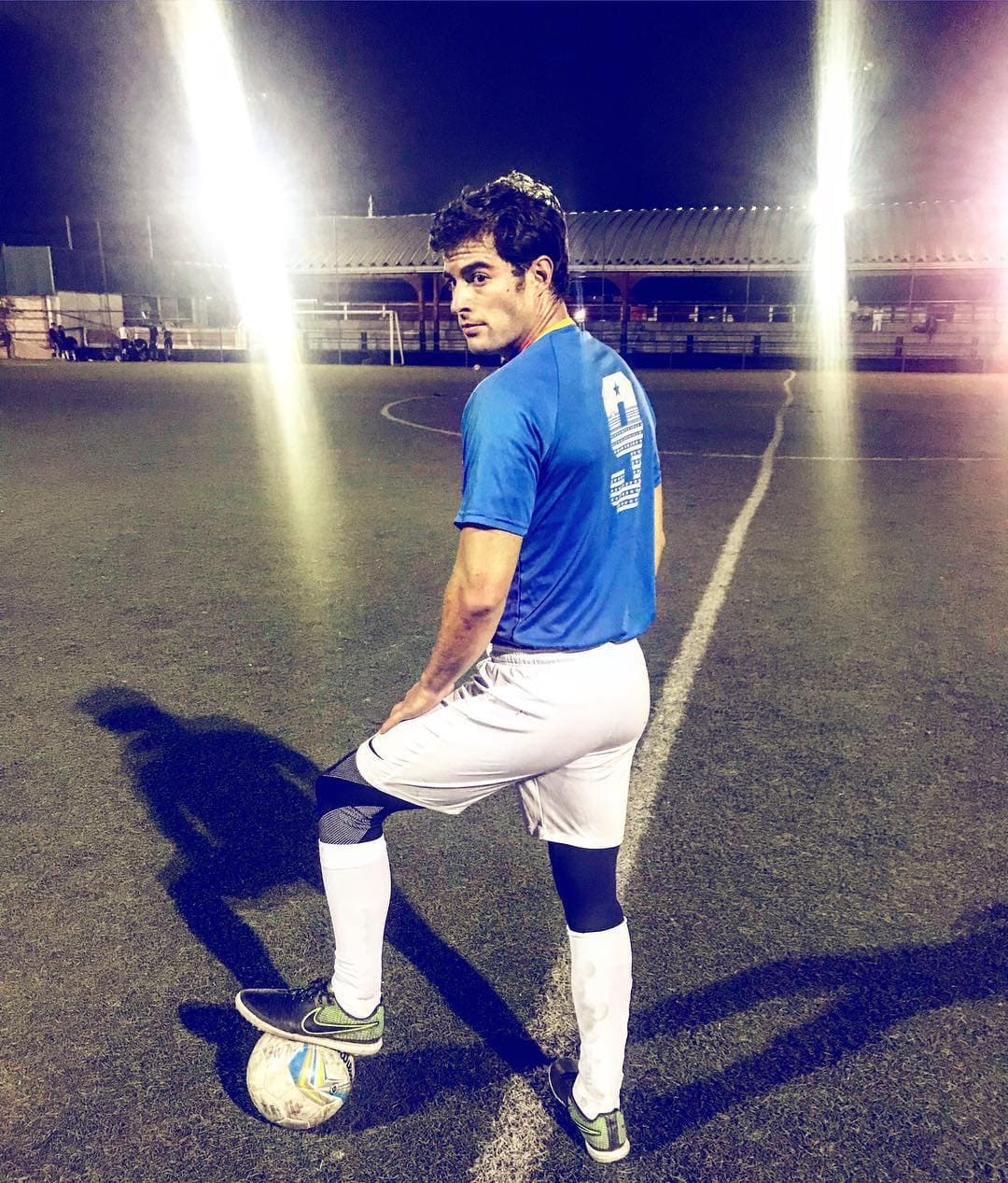 Una de sus mayores pasiones es el futbol.