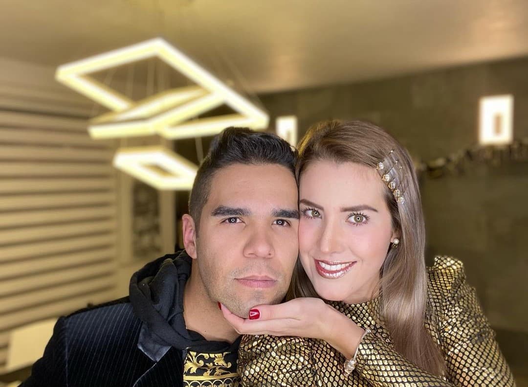 Esposa de Emir Pabón enfrenta balacera en hospital tras salvarse de milagro por accidente