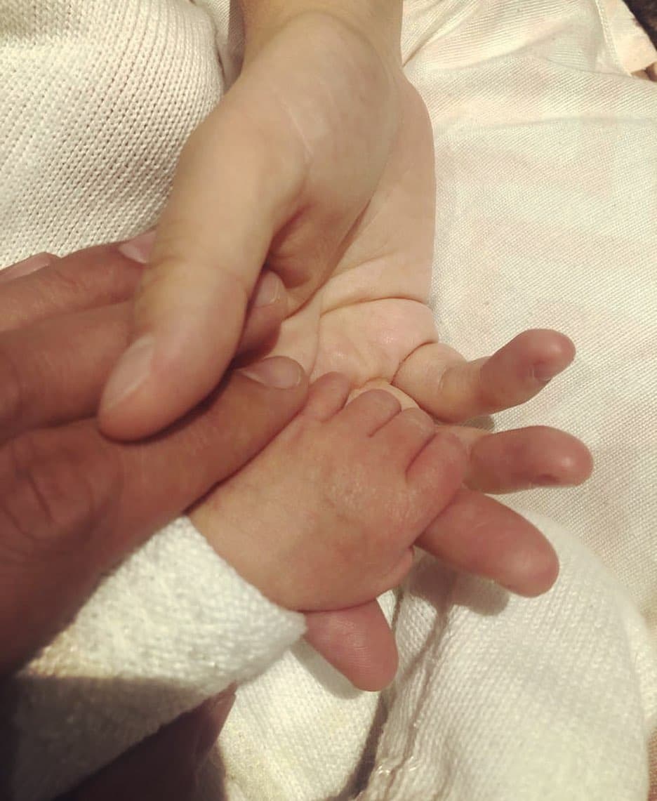 Mientras que la tarde del 3 de diciembre, reveló que había dado a luz a una preciosa niña que llevaría por nombre María Paula.