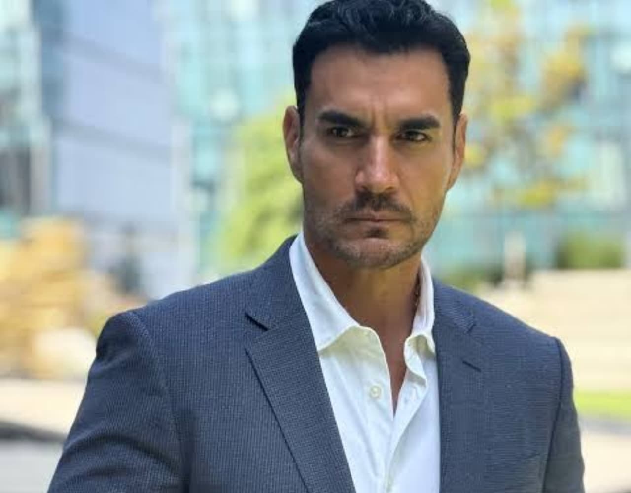 David Zepeda pone un alto a las especulaciones por no tener hijos y asegura tajante: ‘Me encantan las mujeres’