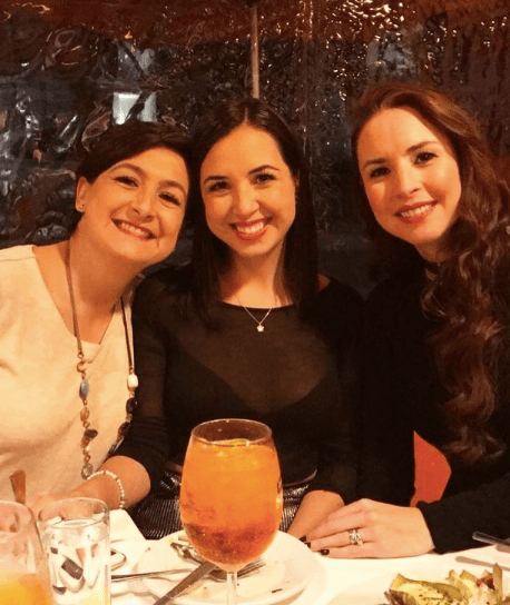 Puesto que sería en la telenovela 'María Isabel', donde Fátima haría su primera aparición en televisión, siguiendo los pasos de sus hermanos mayores, ya que además de Andrea, su hermano José María también es actor.